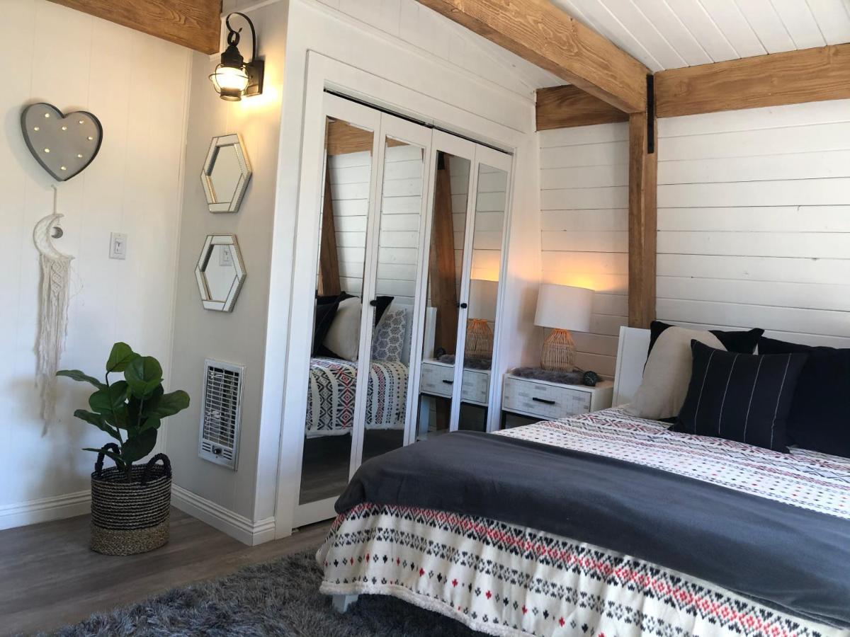 Maison Solange-Red Barn Farmhouse Style- Moonridge Big Bear City Exteriör bild