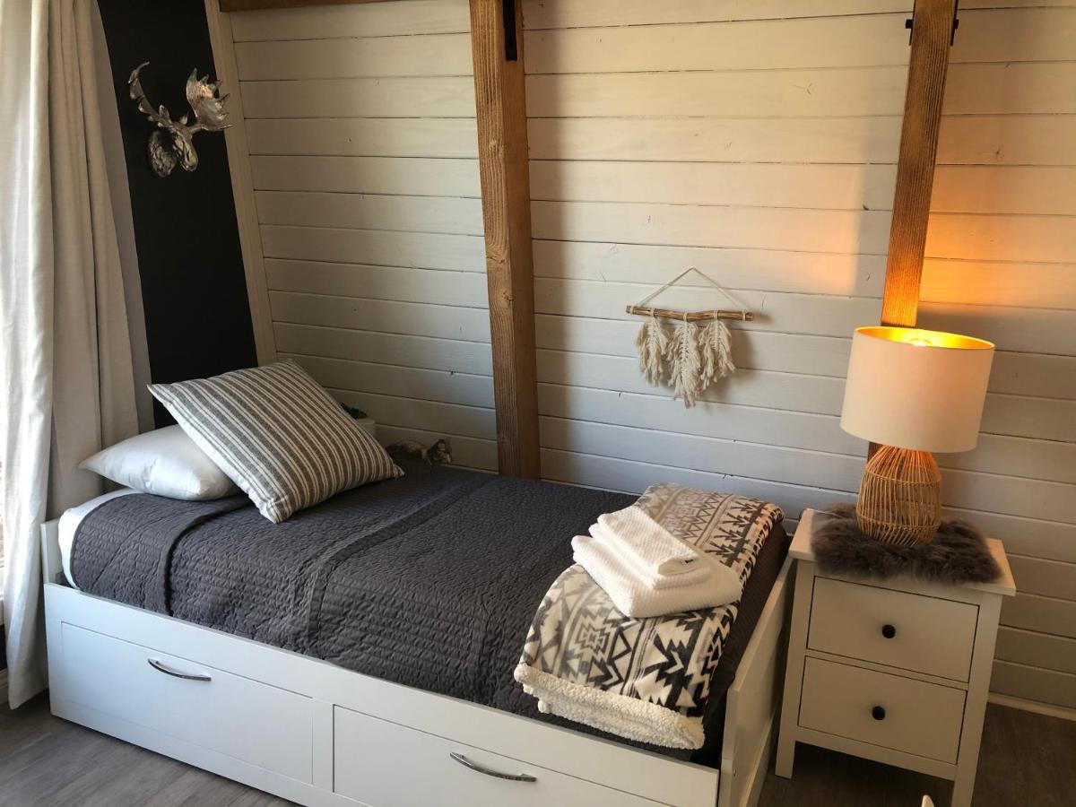 Maison Solange-Red Barn Farmhouse Style- Moonridge Big Bear City Exteriör bild